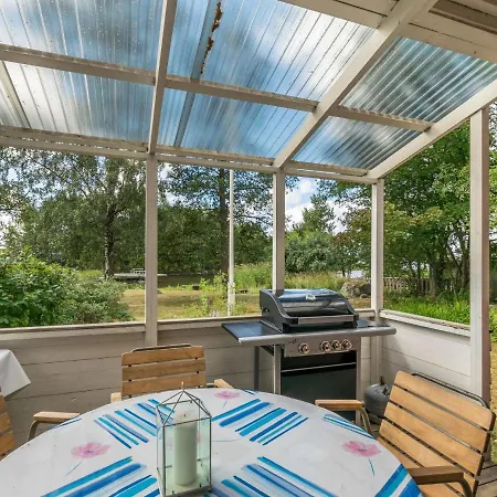 Lampaluodon Punainen Tupa By Interhome Holiday home